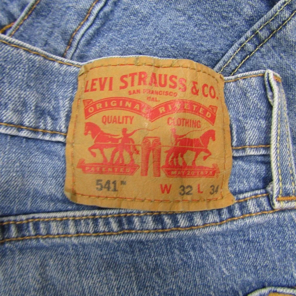 Levi's 541 Athletic Taper Jeans Mens 32x34 Blue Medium Wash Stretch Denim